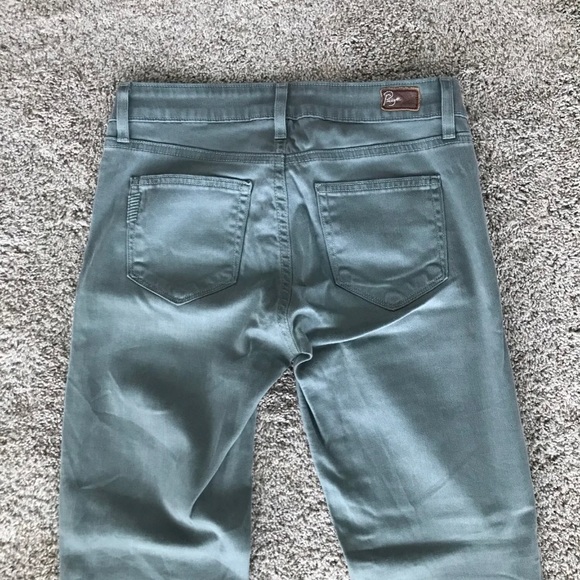 Paige Roxie Capri - Picture 3 of 3